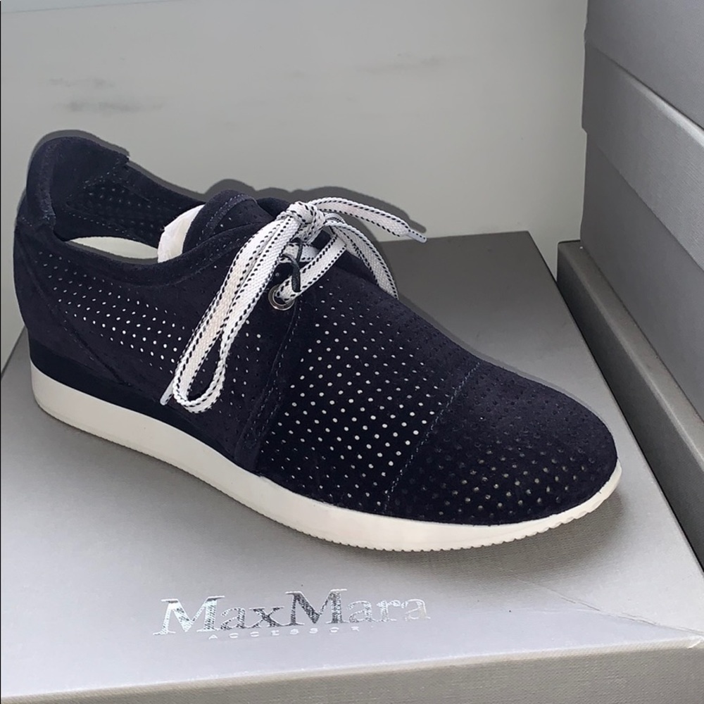 NEW MAXMARA MM41 Navy  Blue Suede Sneakers size US 6